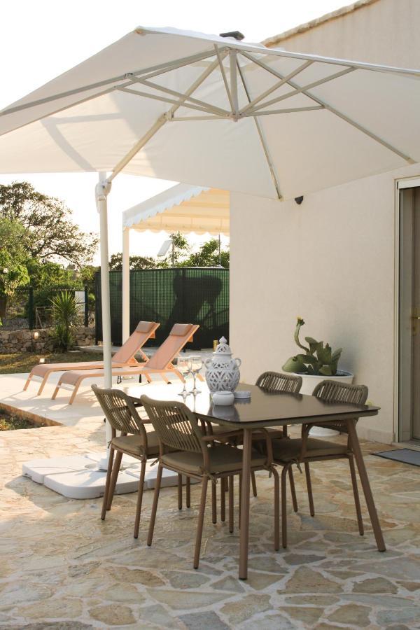 Enjoytrulli - Countryside Villa Noci Exterior photo